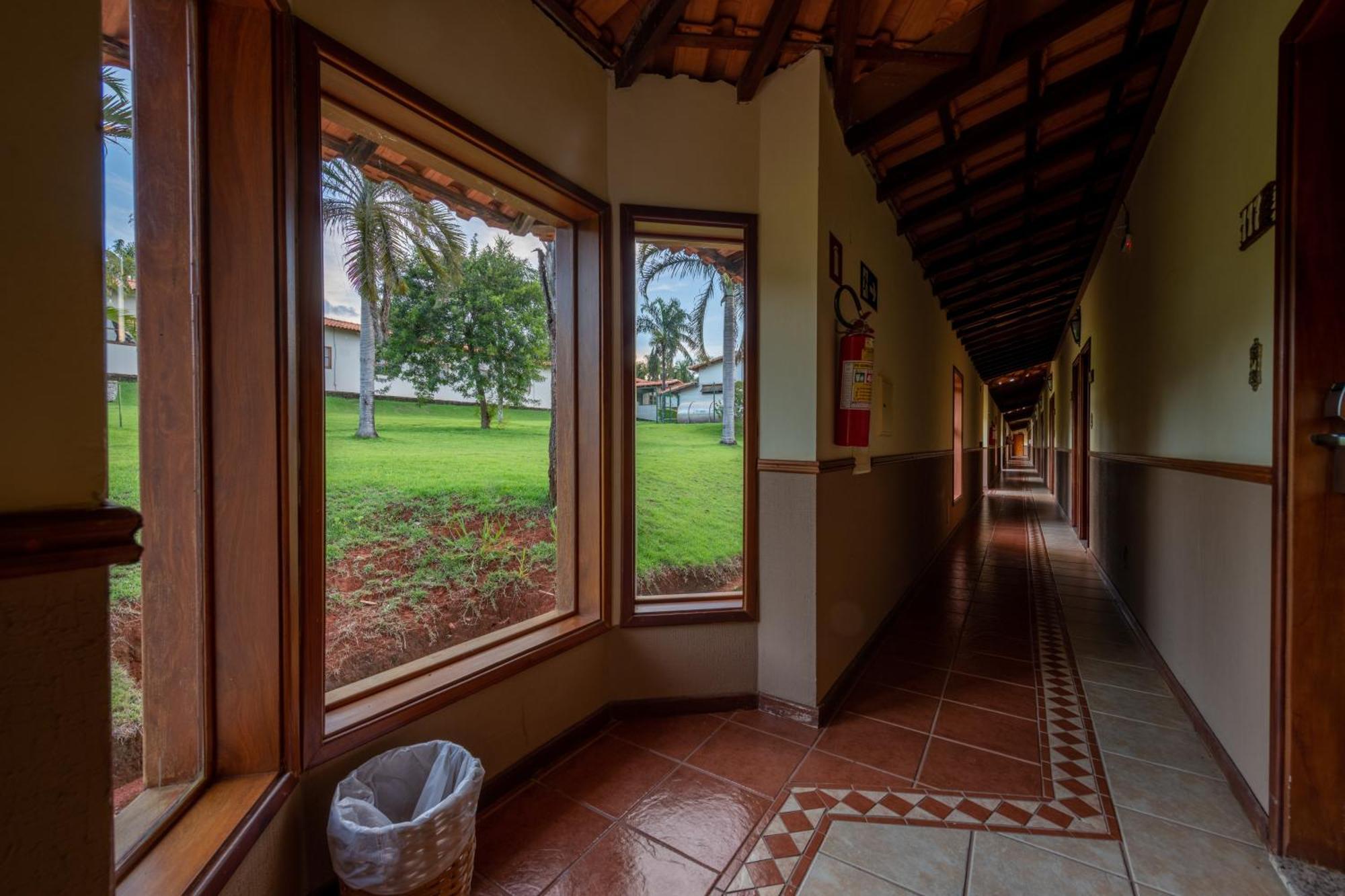 Obba Coema Village Hotel Capitólio エクステリア 写真