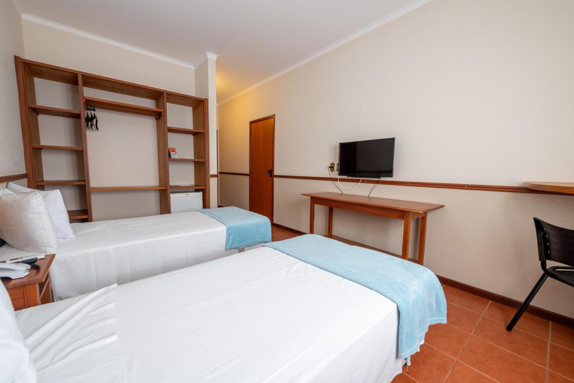 Obba Coema Village Hotel Capitólio エクステリア 写真